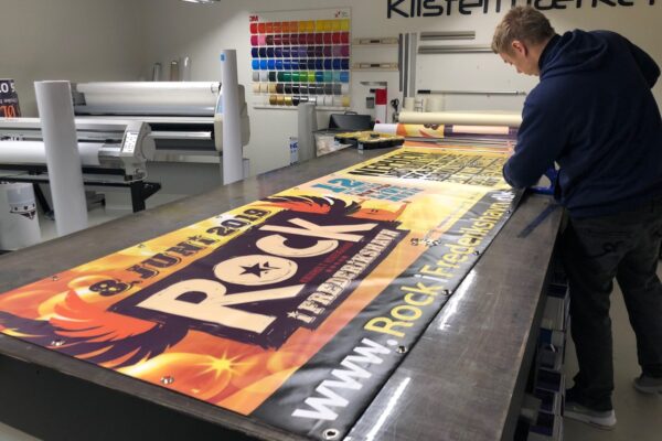 01813a0bd0fa7e93ec9e498892de36d22371629283